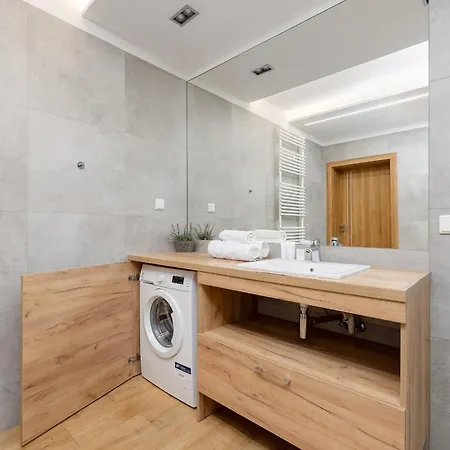 Park Mariacka By Renters Apartment