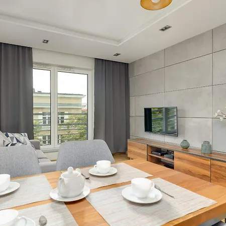 Lägenhet Park Mariacka By Renters *